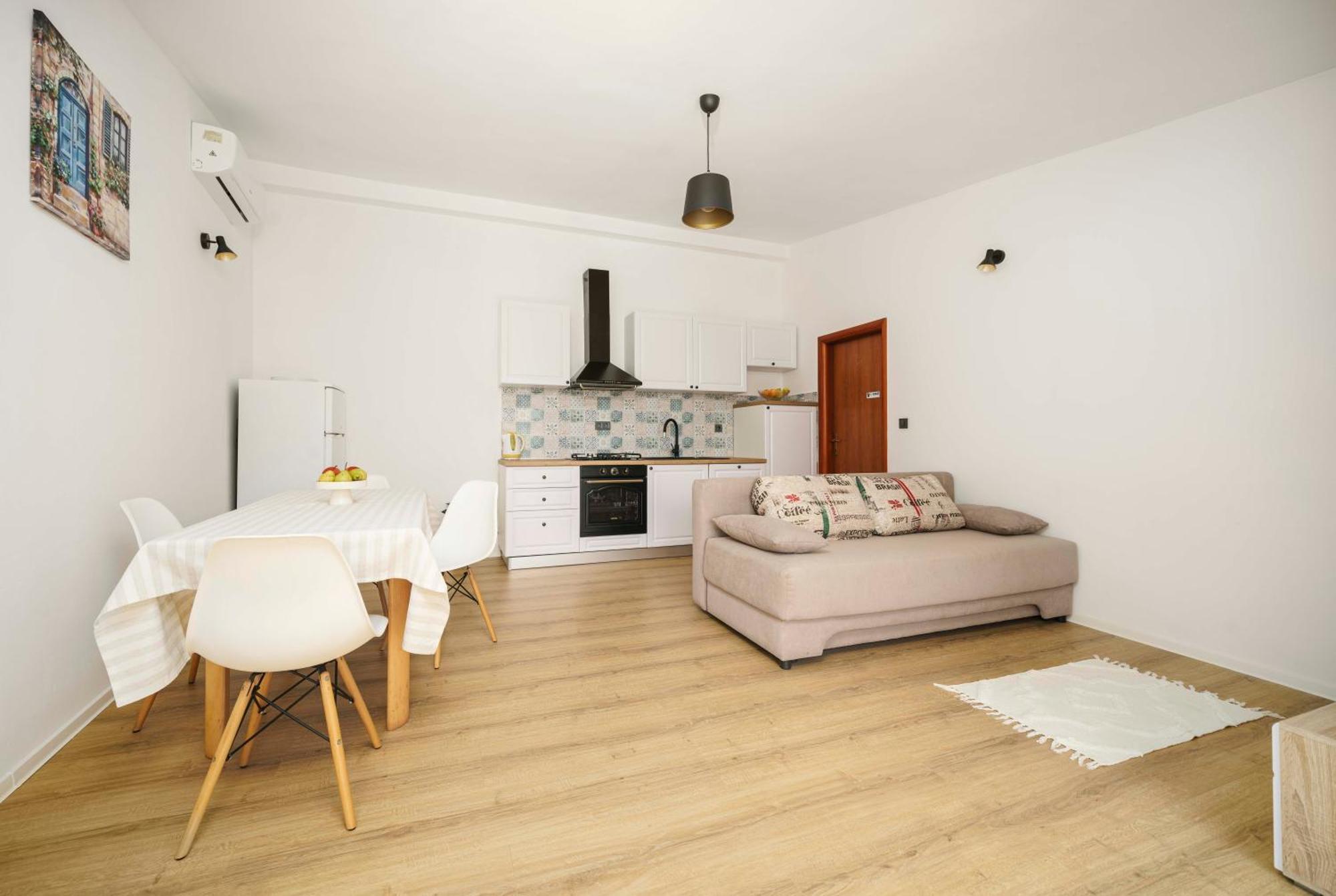 Apartments Vitis - City Centre - Free Parking Водице Екстер'єр фото