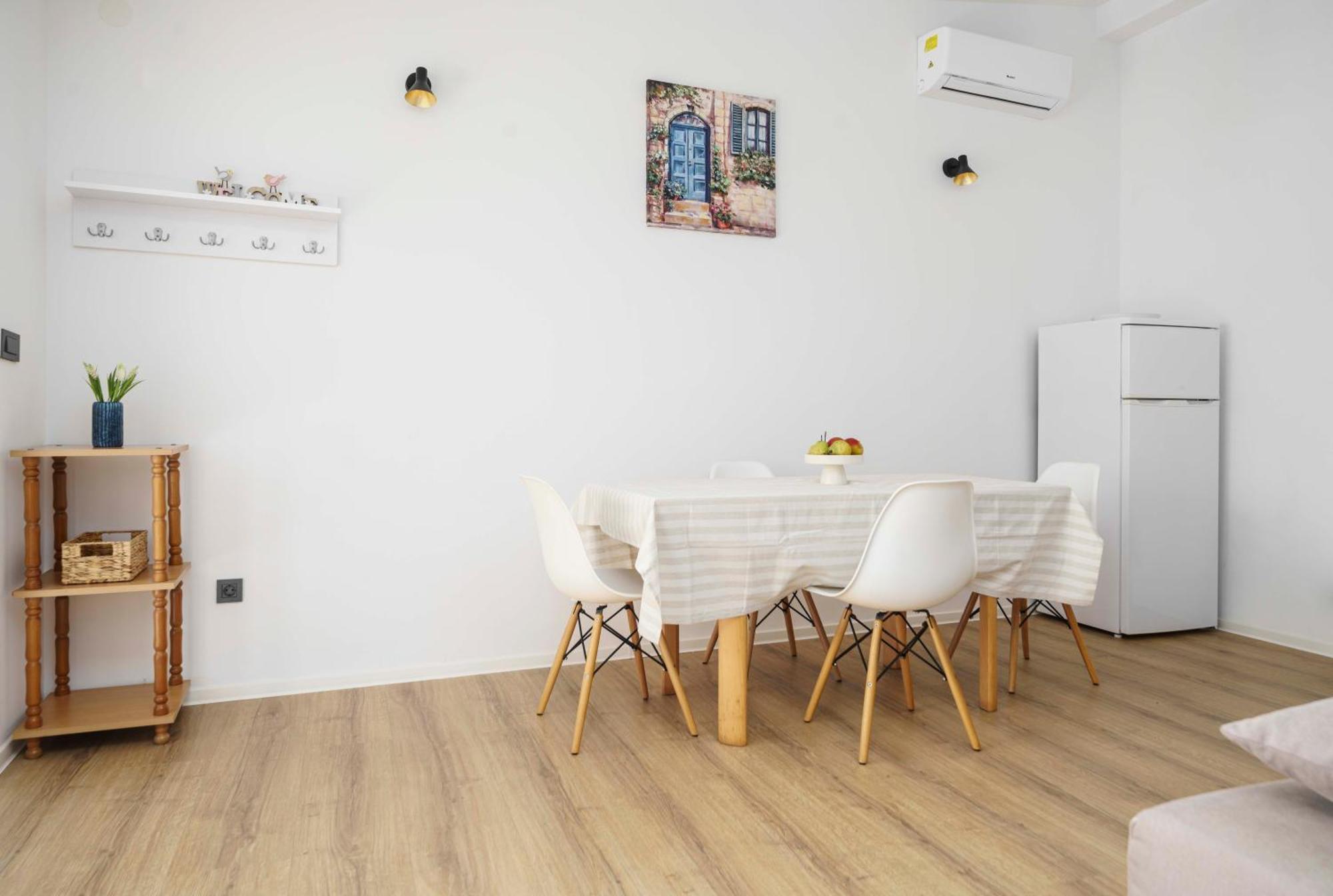 Apartments Vitis - City Centre - Free Parking Водице Екстер'єр фото