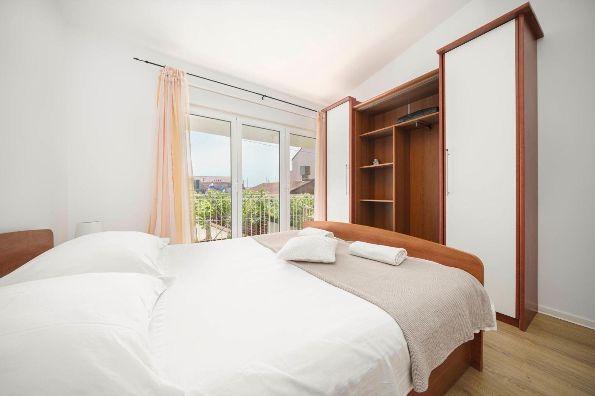 Apartments Vitis - City Centre - Free Parking Водице Екстер'єр фото