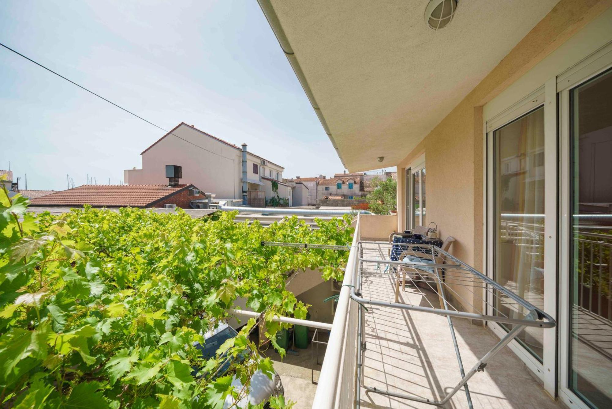 Apartments Vitis - City Centre - Free Parking Водице Екстер'єр фото