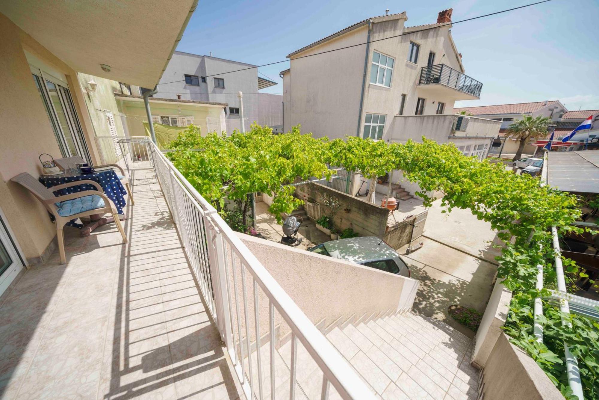 Apartments Vitis - City Centre - Free Parking Водице Екстер'єр фото
